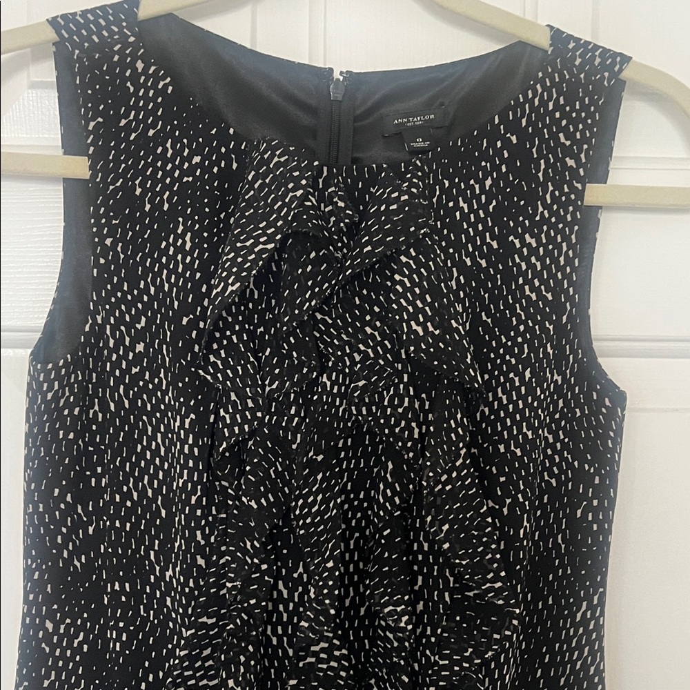 Ann Taylor Black and White Sleeveless Dress